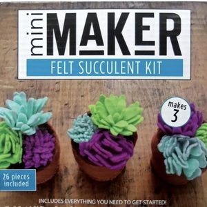 NEW Leisure Arts MINI MAKER FELT SUCCULENT KIT